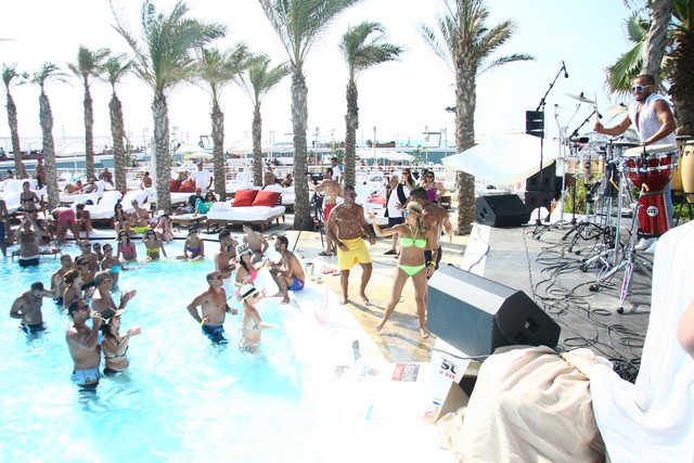 I Love SUNdays at Riviera